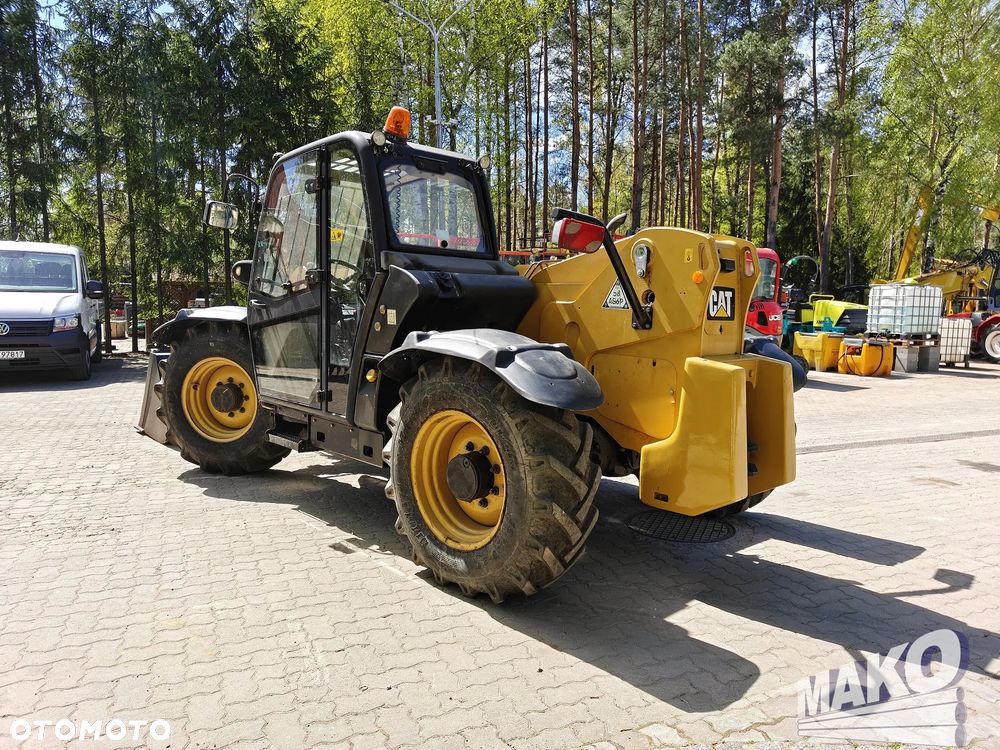 Caterpillar TH407 - 5