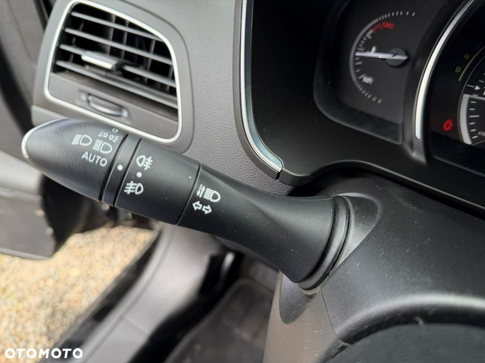 Renault Talisman ENERGY dCi 130 EDC Business - 24