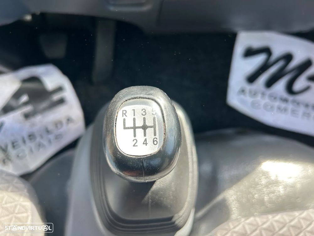 Isuzu NRL 35/25 - 13