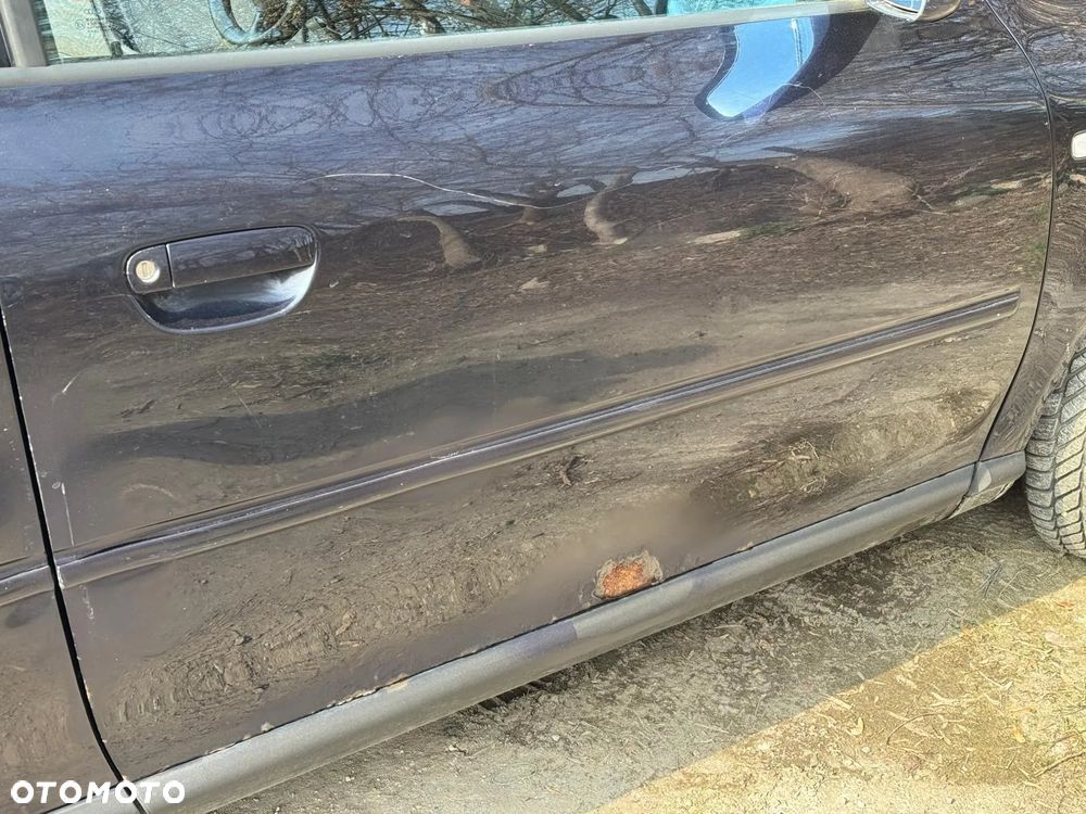 Audi A3 3-drzwiowe 1.6 Ambition - 25