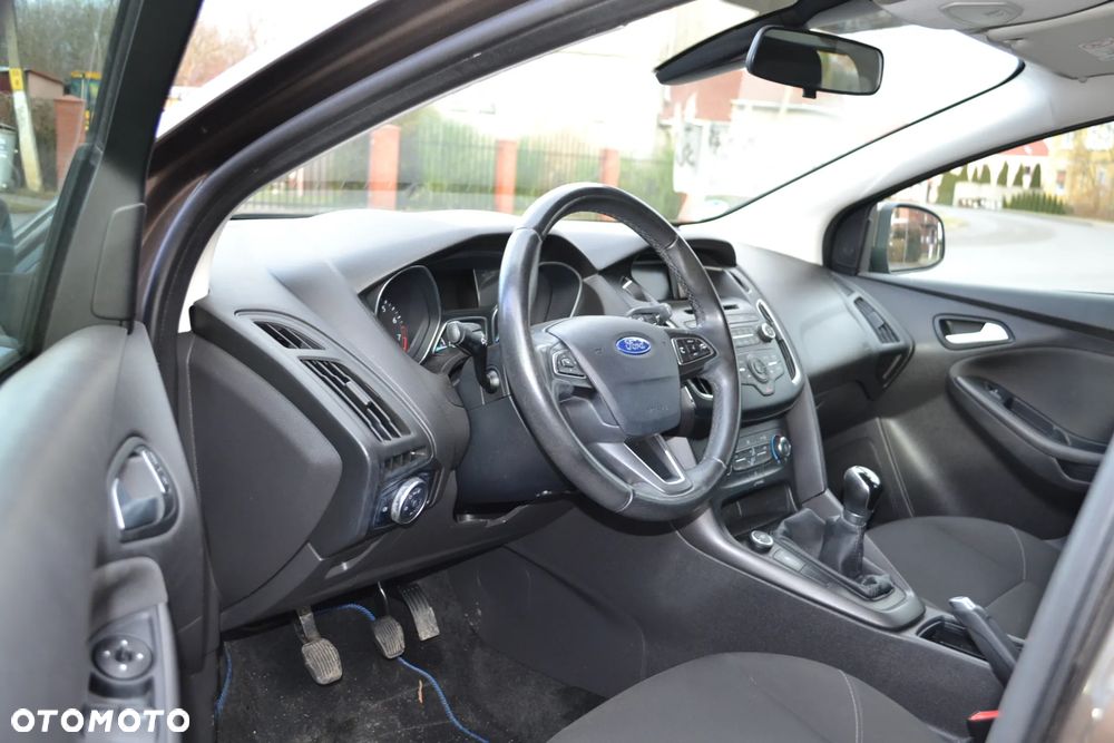 Ford Focus SW 1.0 EcoBoost Trend - 12
