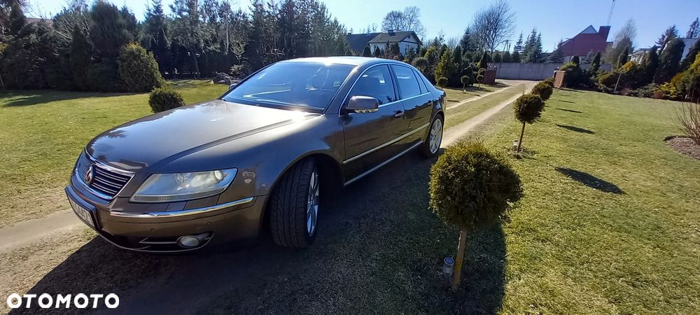 Volkswagen Phaeton - 3