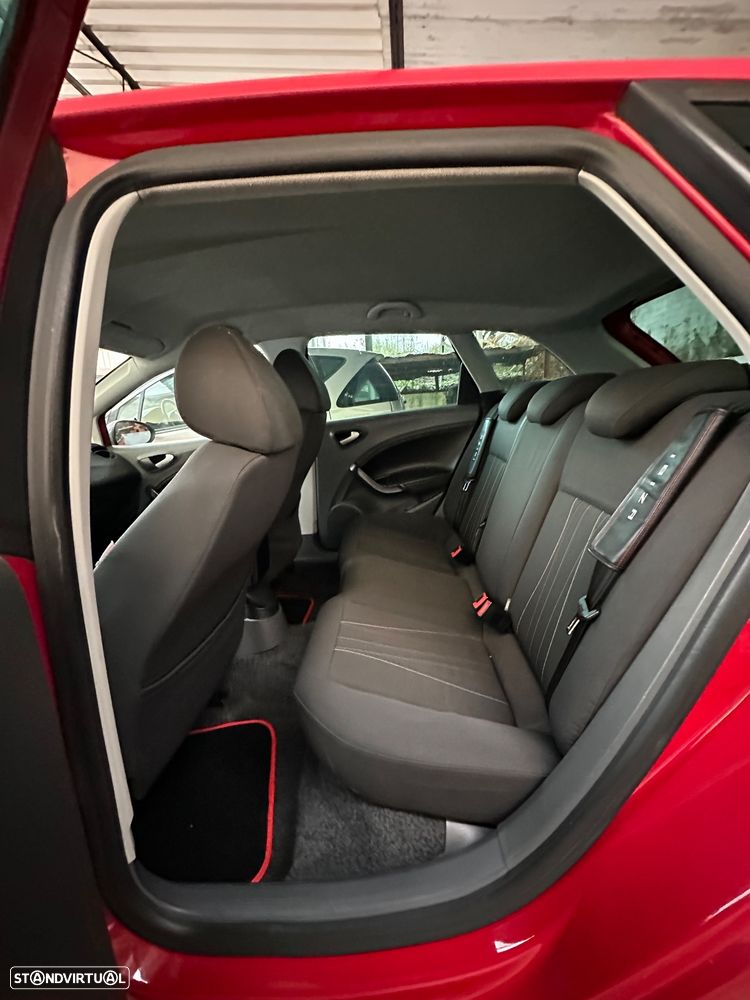 SEAT Ibiza ST 1.6 TDI Copa DPF - 4