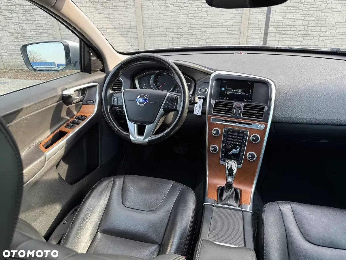 Volvo XC 60 T5 Drive-E Momentum - 20