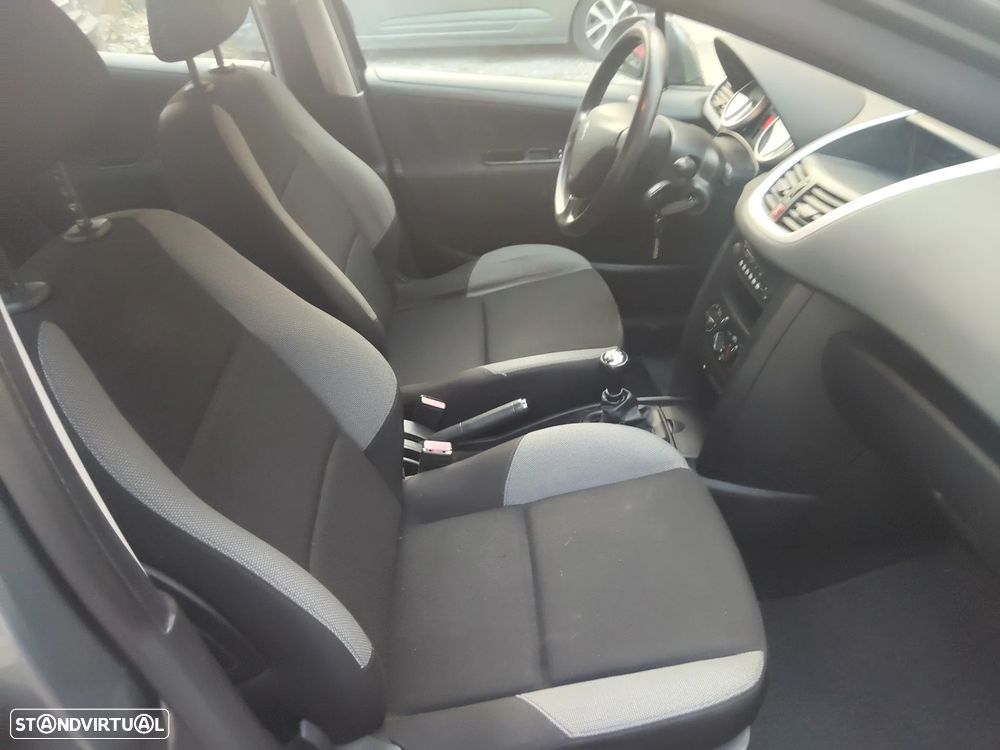 Peugeot 207 1.4 16V Open - 7