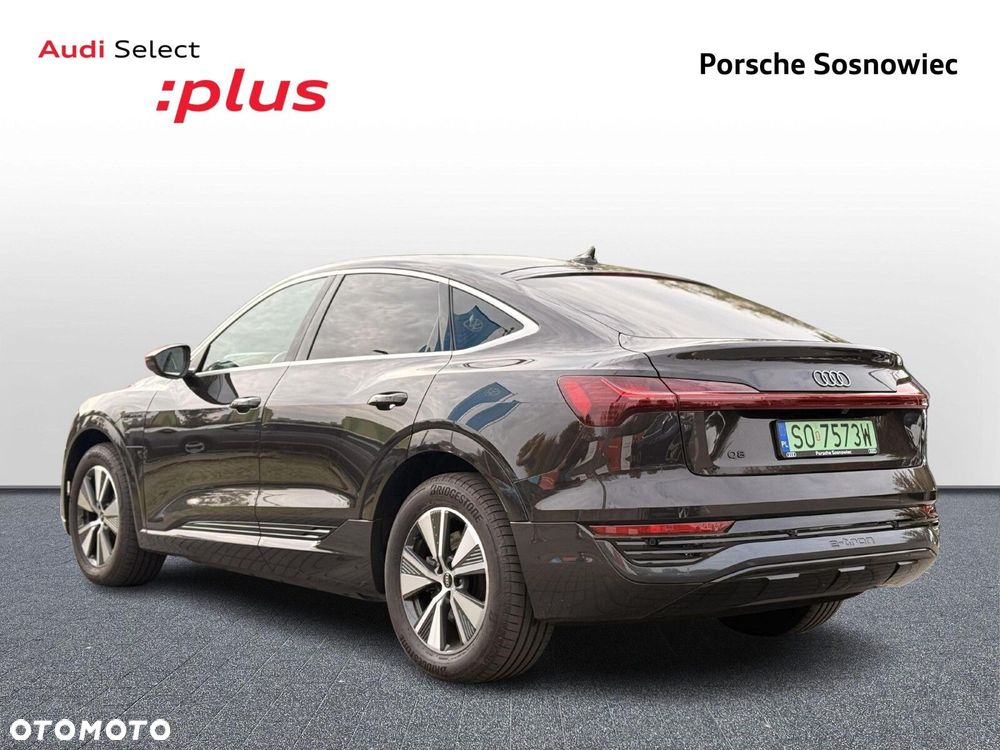 Audi Q8 Sportback e-tron - 3