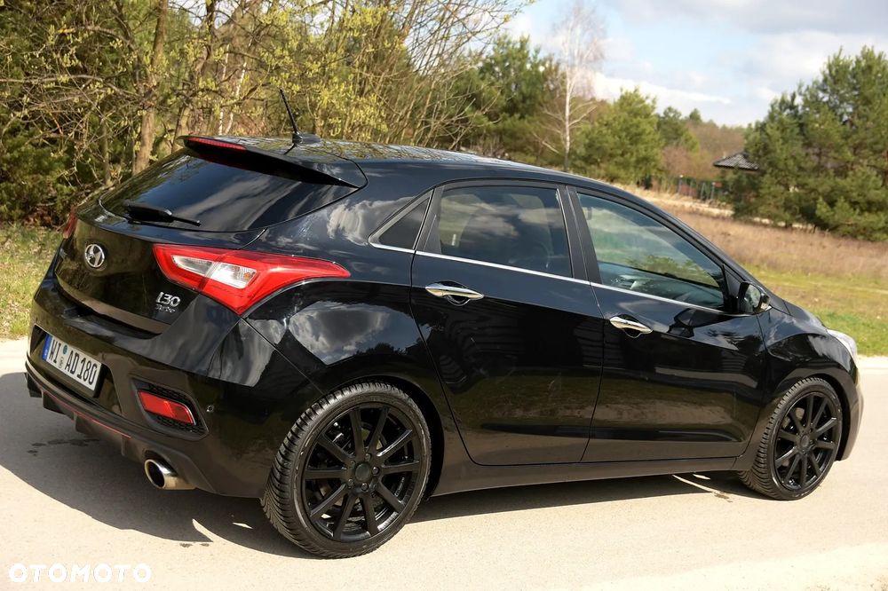 Hyundai i30 1.6 T GDI Turbo - 4