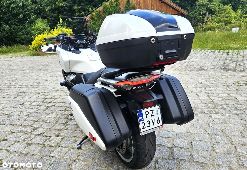 Honda CTX - 6
