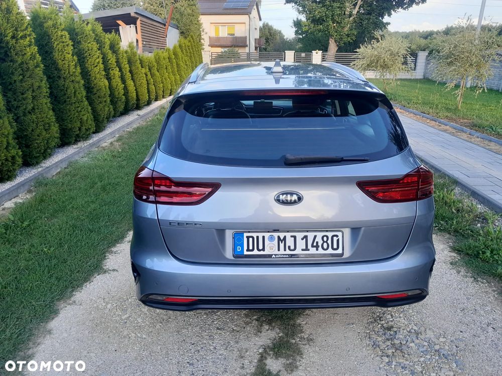 Kia Ceed 1.6 CRDi SCR L Business Line Plus - 4