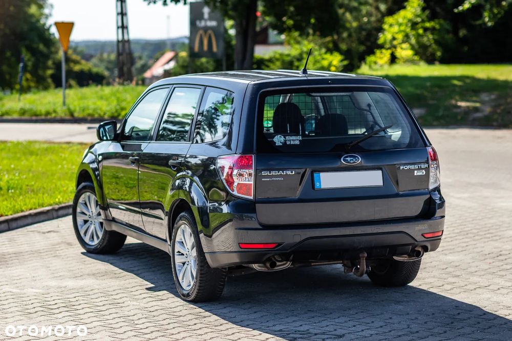Subaru Forester 2.0D Comfort - 12