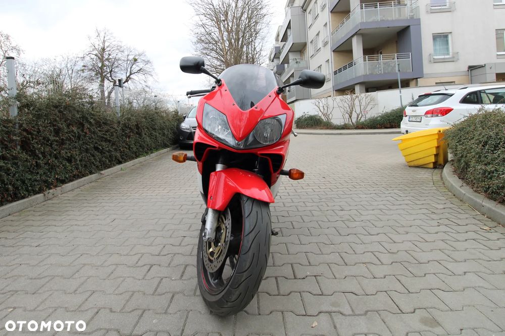 Honda CBR - 3