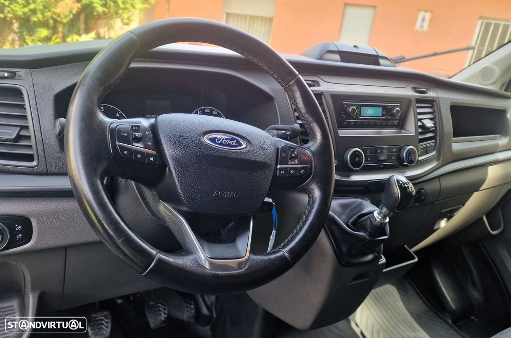 Ford Transit L2H2 2.0 TDCi 130cv - 11