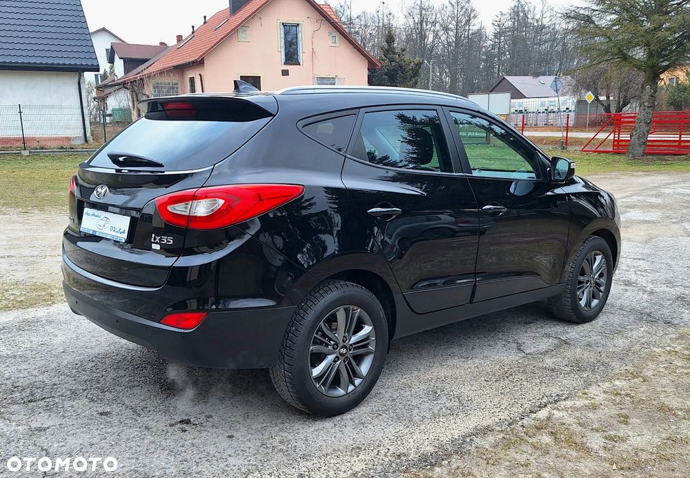 Hyundai ix35 1.6 2WD Fifa World Cup Edition - 9