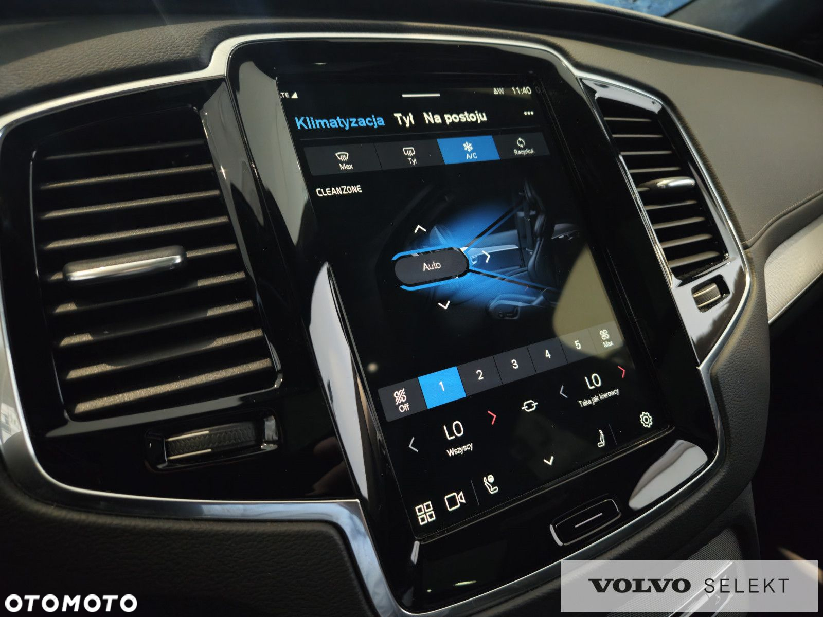 Volvo XC 90 - 22