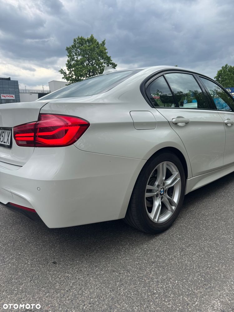 BMW Seria 3 318i - 8