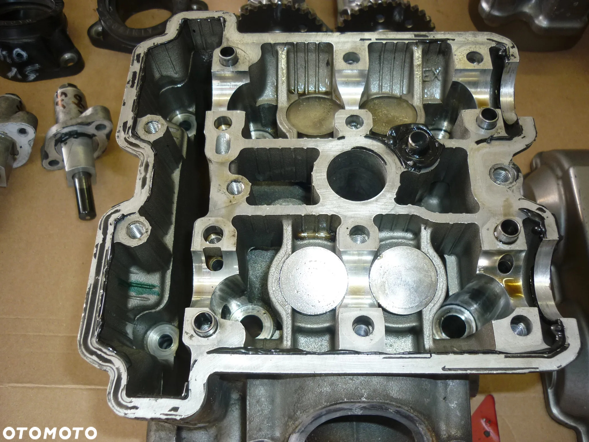 Silnik na części pokrywa wałek Suzuki SV 650 rok 2004 - 10