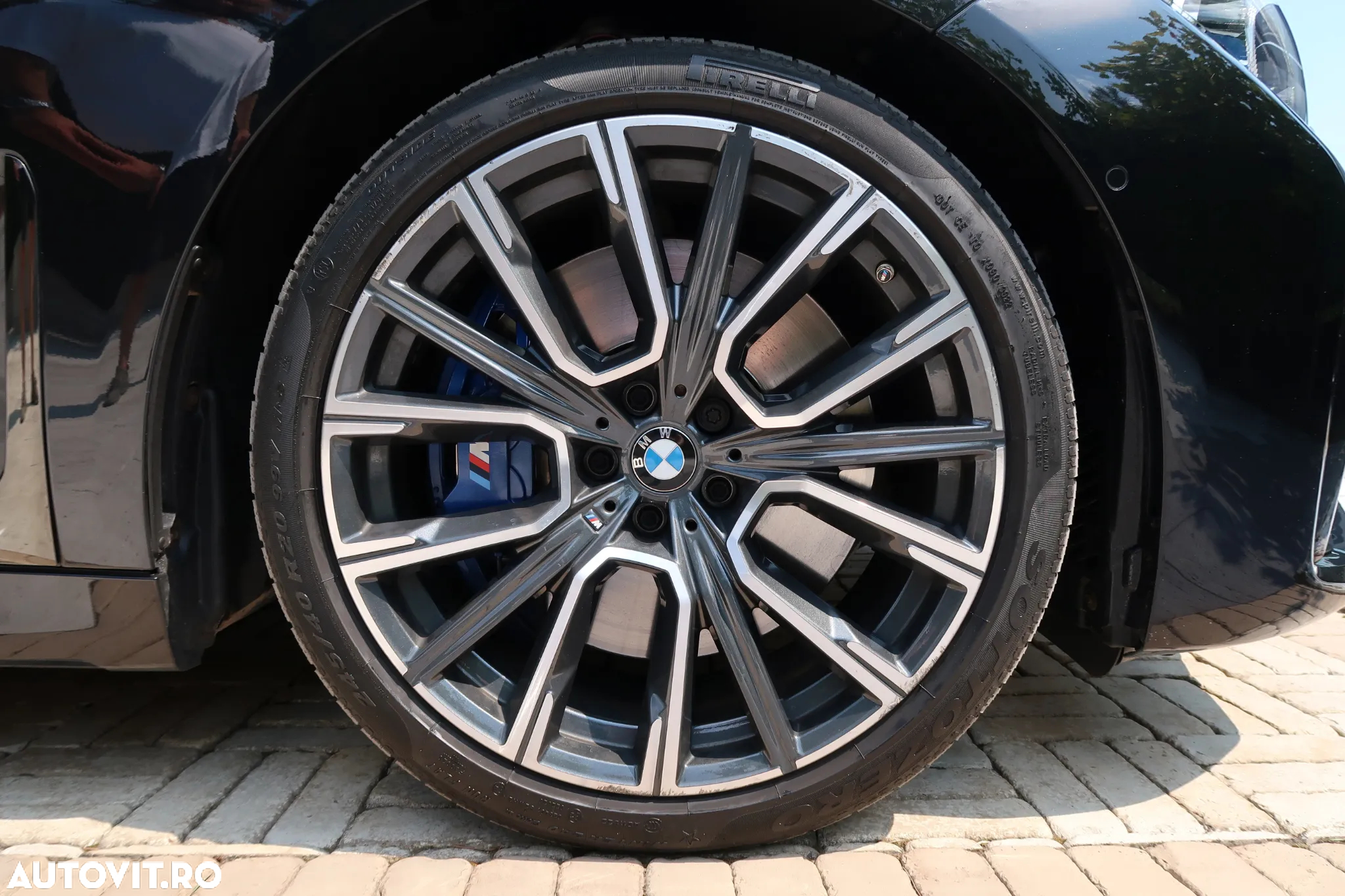BMW Seria 7 745Le AT PHEV - 32