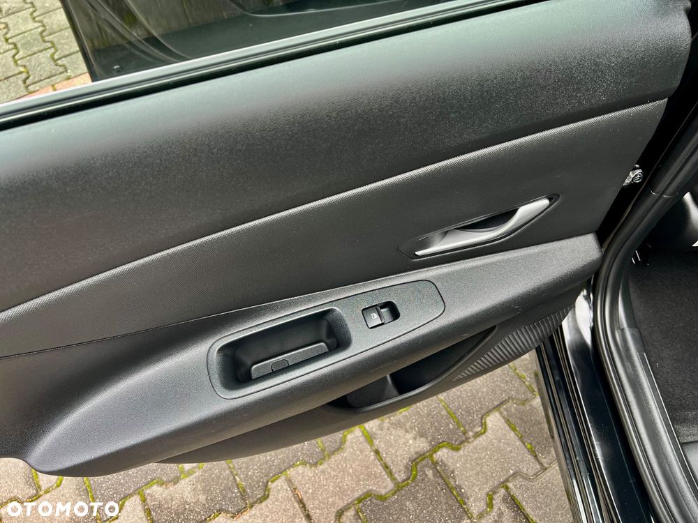 Hyundai Elantra 1.6 Smart - 9
