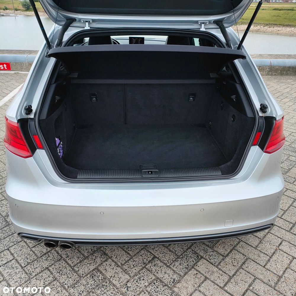 Audi A3 Sportback 2.0 TDI S line Sportpaket - 7