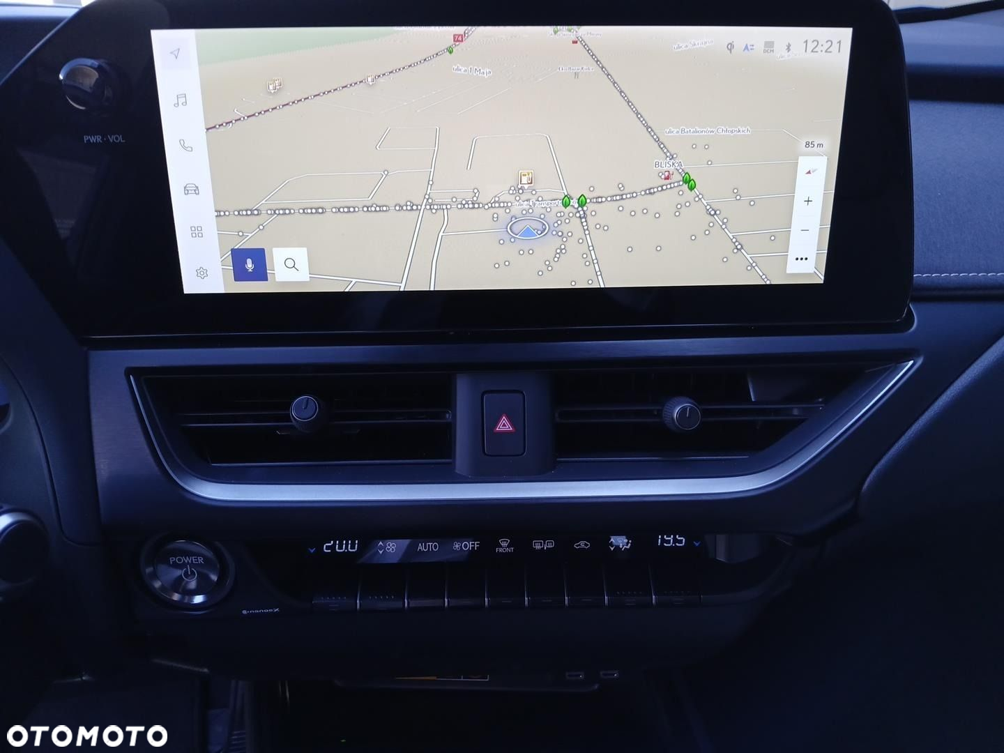 Lexus UX - 17