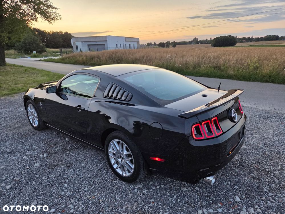 Ford Mustang - 6