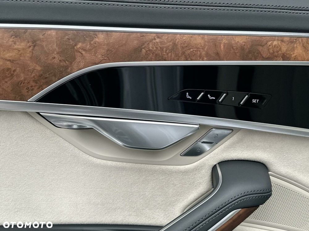 Audi A8 - 23
