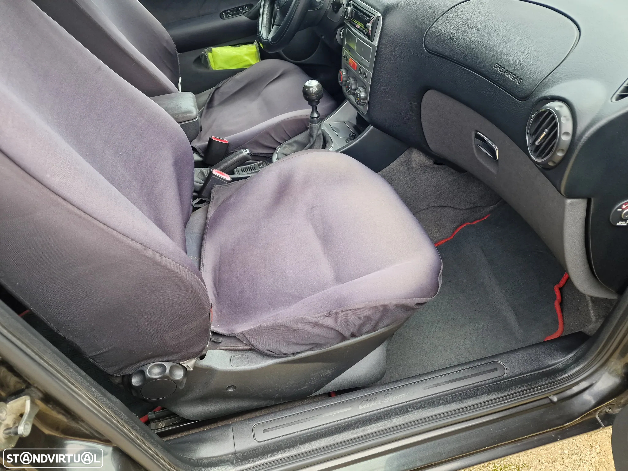 Alfa Romeo 147 1.9 JTD 16V Executive - 19
