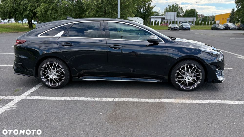 Kia ProCeed - 8