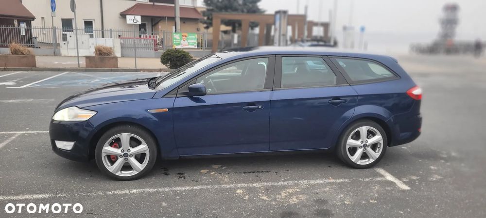 Ford Mondeo 2.0 TDCi Ambiente - 12