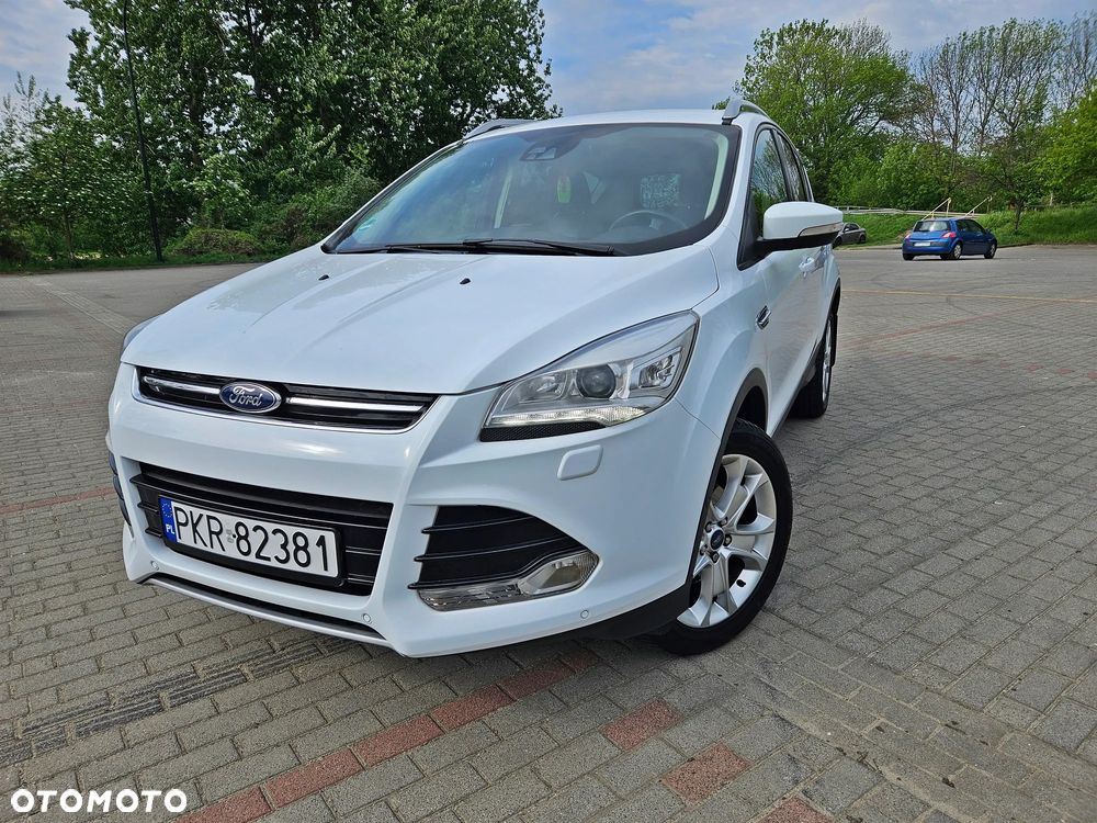 Ford Kuga 1.6 EcoBoost 2x4 Titanium - 23