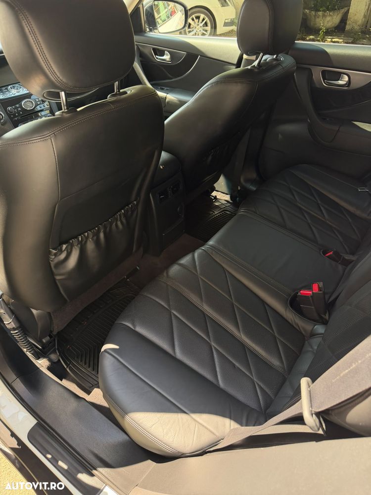 Infiniti FX 37 FX37 3.7L V6 GT AWD - 13