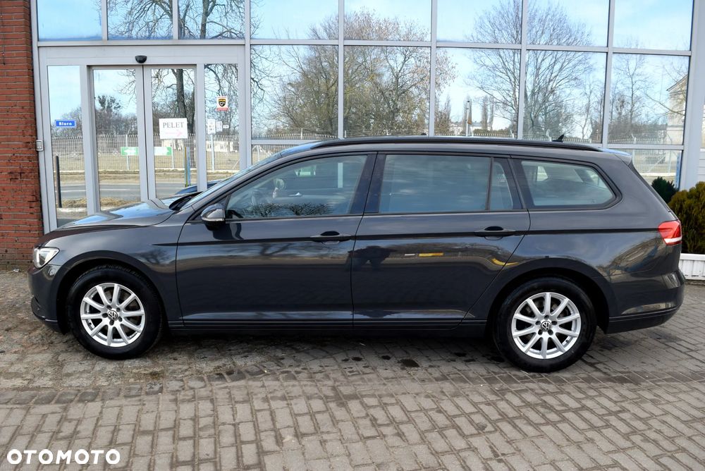 Volkswagen Passat 2.0 TDI (BlueMotion Technology) Comfortline - 15