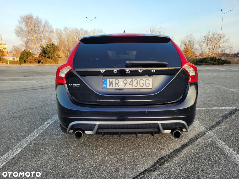 Volvo V60 T6 AWD Geartronic RDesign - 5