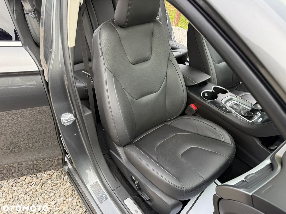 Ford Mondeo 2.0 TDCi Titanium PowerShift - 24