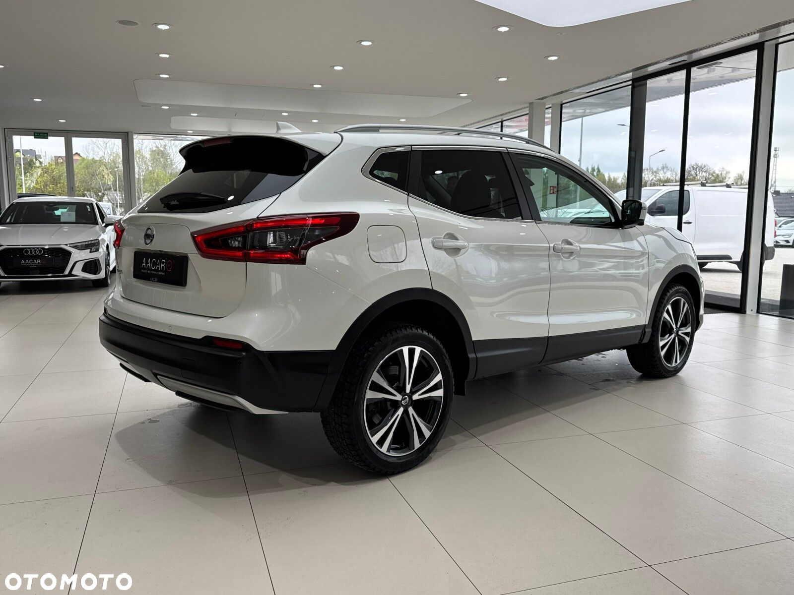 Nissan Qashqai 1.3 DIG-T N-Connecta - 5