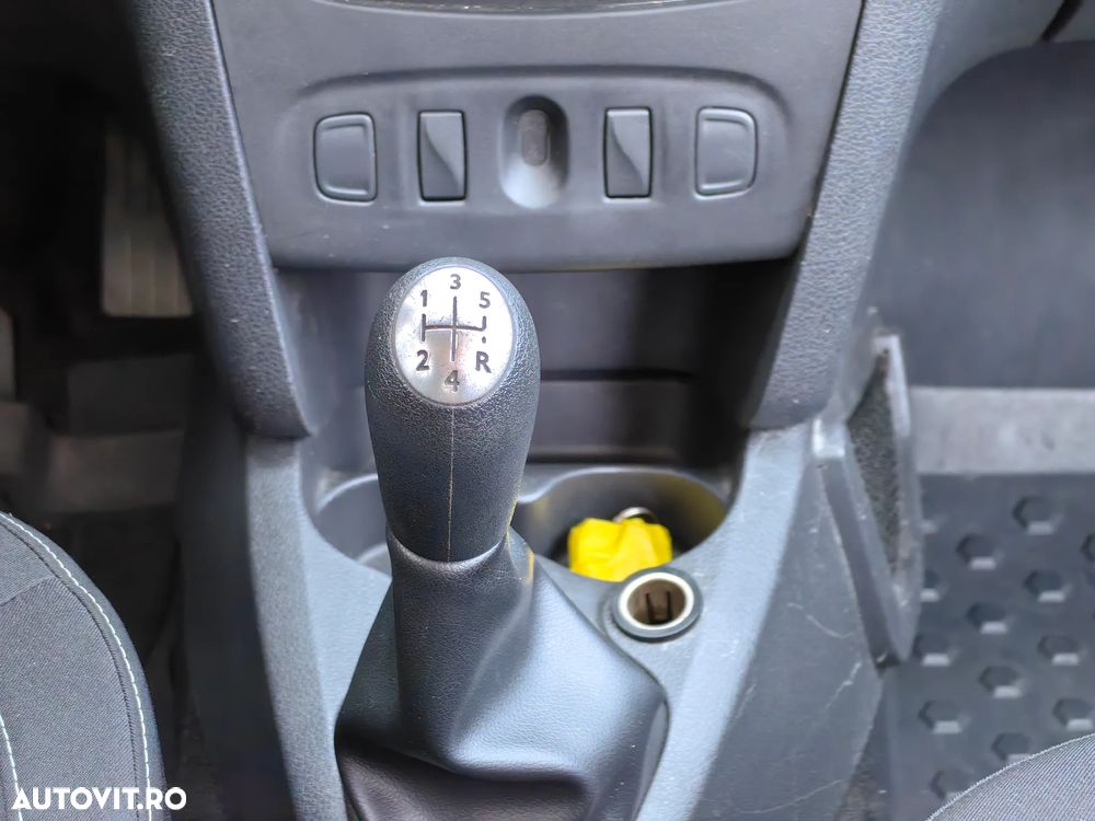 Dacia Logan 0.9 TCe Ambiance - 18