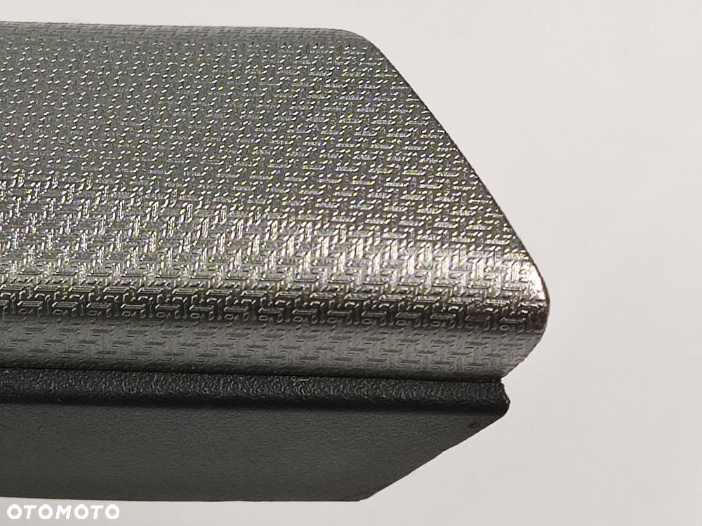 HONDA CR-V od 2019r Podstawka Schowek Na Napoje Dekor - 4