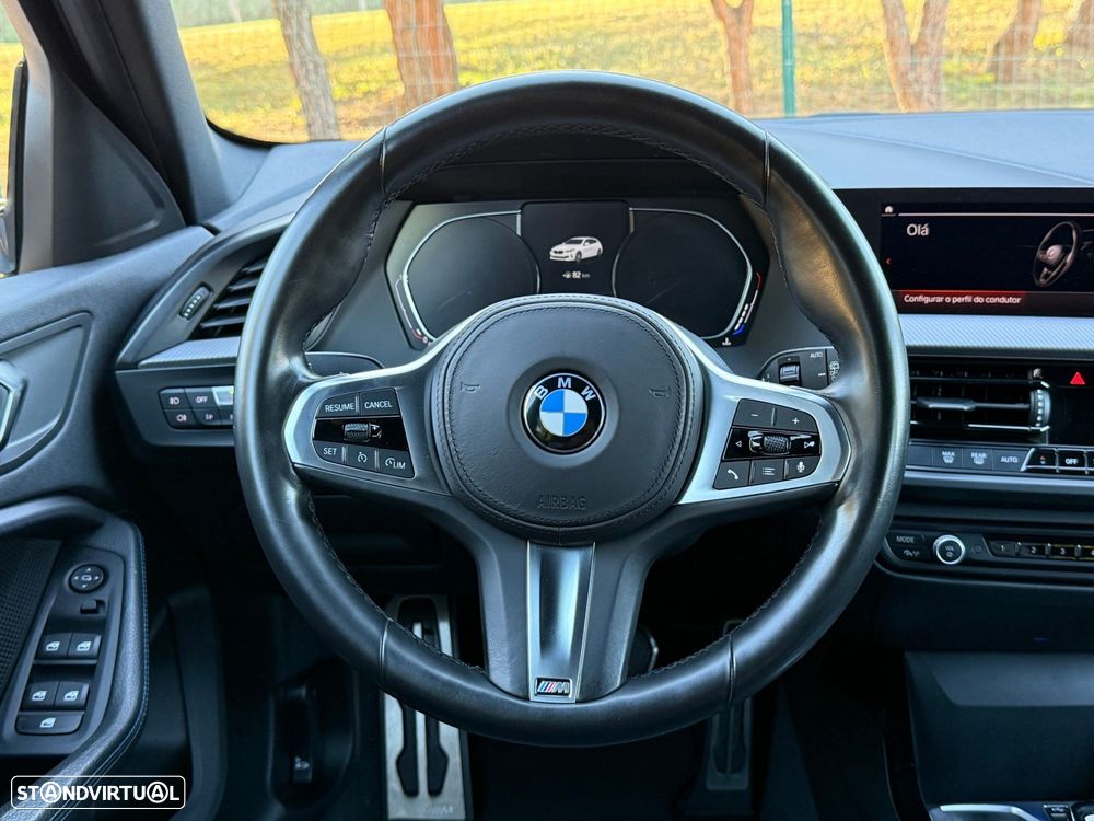 BMW 118 i Pack Desportivo M Auto - 40