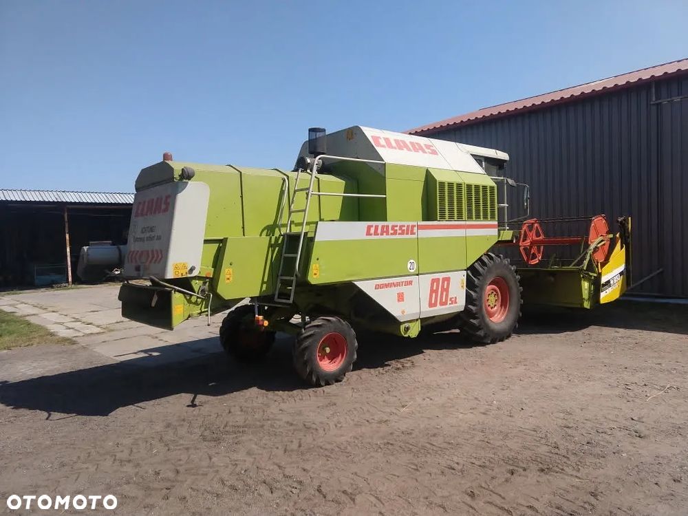 Claas Dominator 88SL - 1