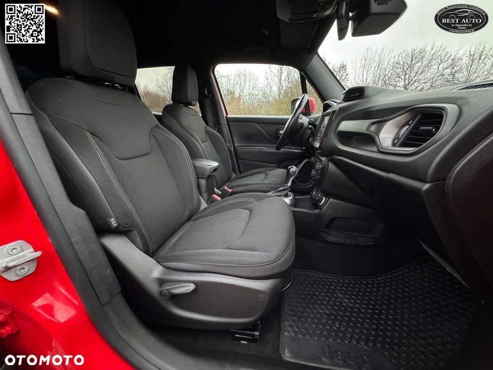 Jeep Renegade - 32
