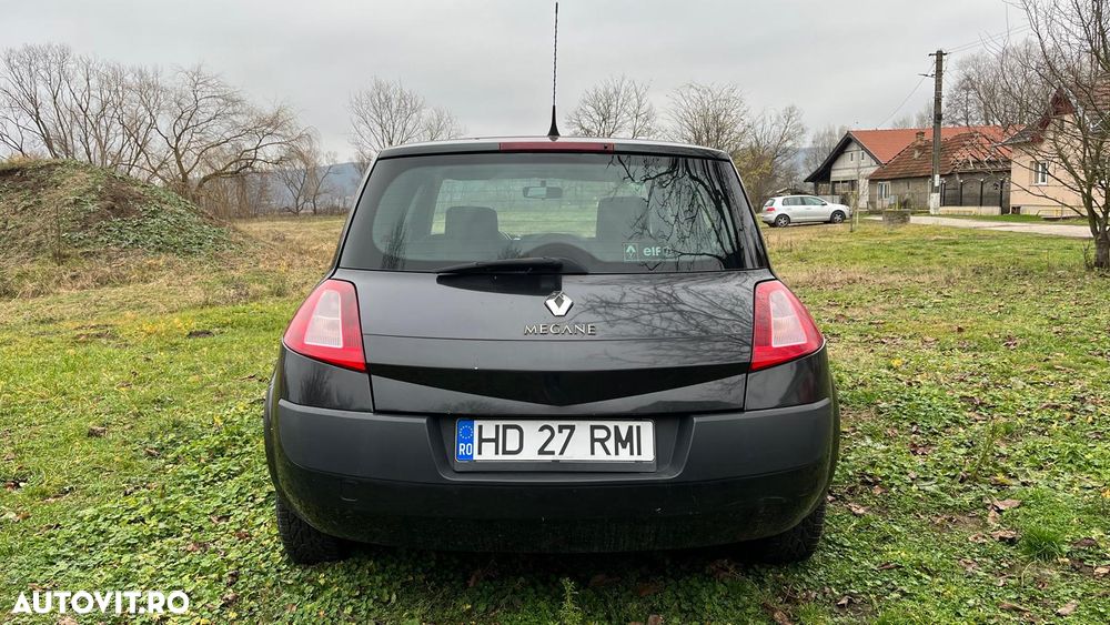 Renault Megane II Sedan 1.5 dCi Influence - 5