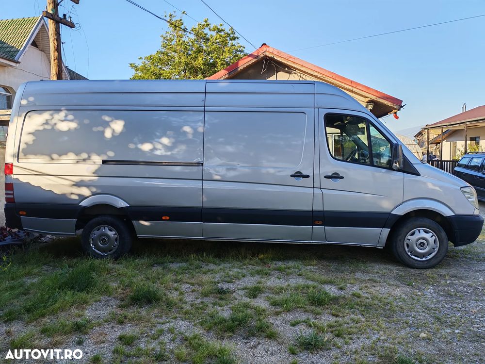 Mercedes-Benz Sprinter - 4