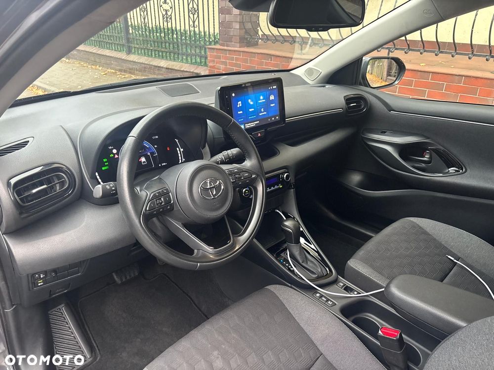 Toyota Yaris - 5