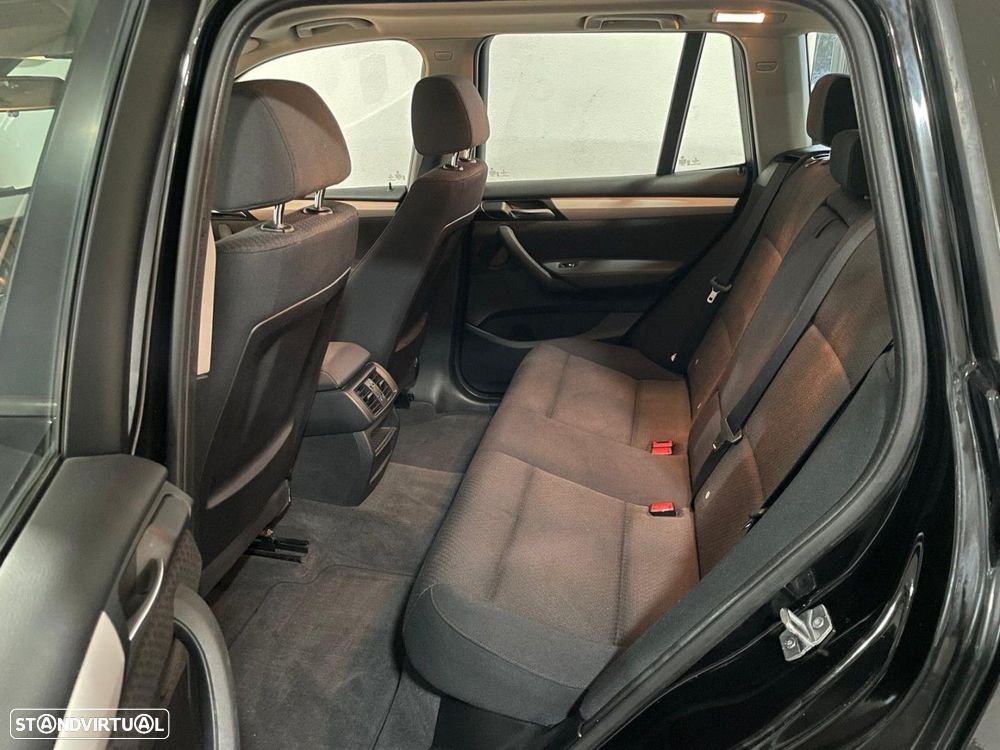 BMW X3 18 d sDrive Advantage - 29