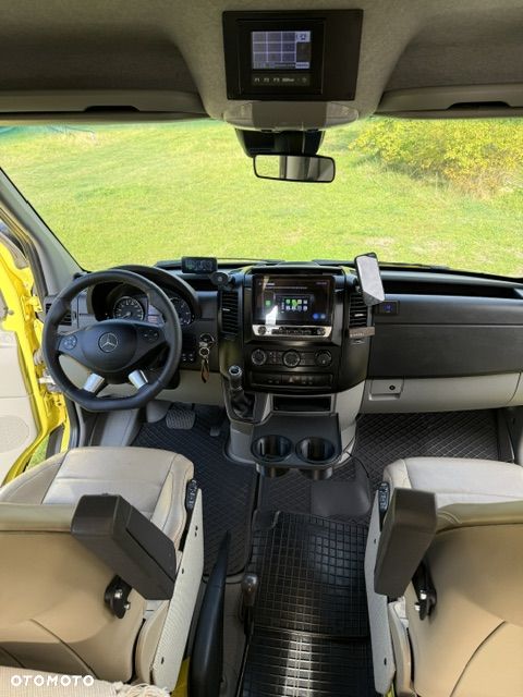 Mercedes-Benz Sprinter - 6