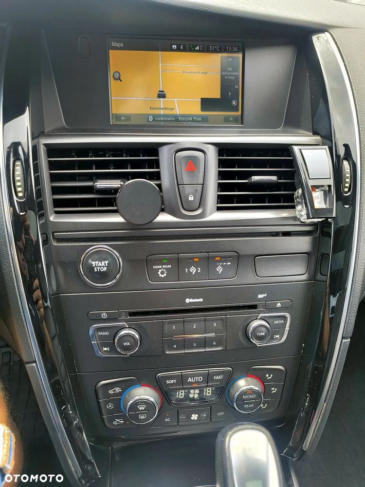 Renault Latitude - 14