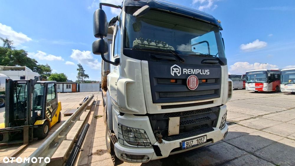 Tatra Phoenix T 158 8X8 - 2