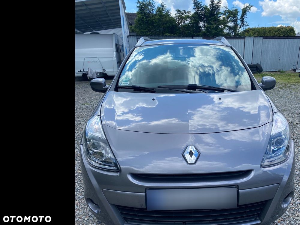 Renault Clio - 1