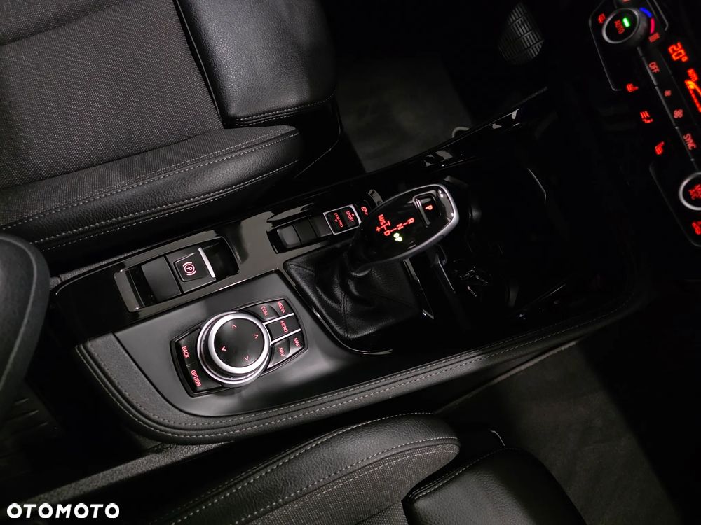 BMW X1 sDrive18d M Sport sport - 20