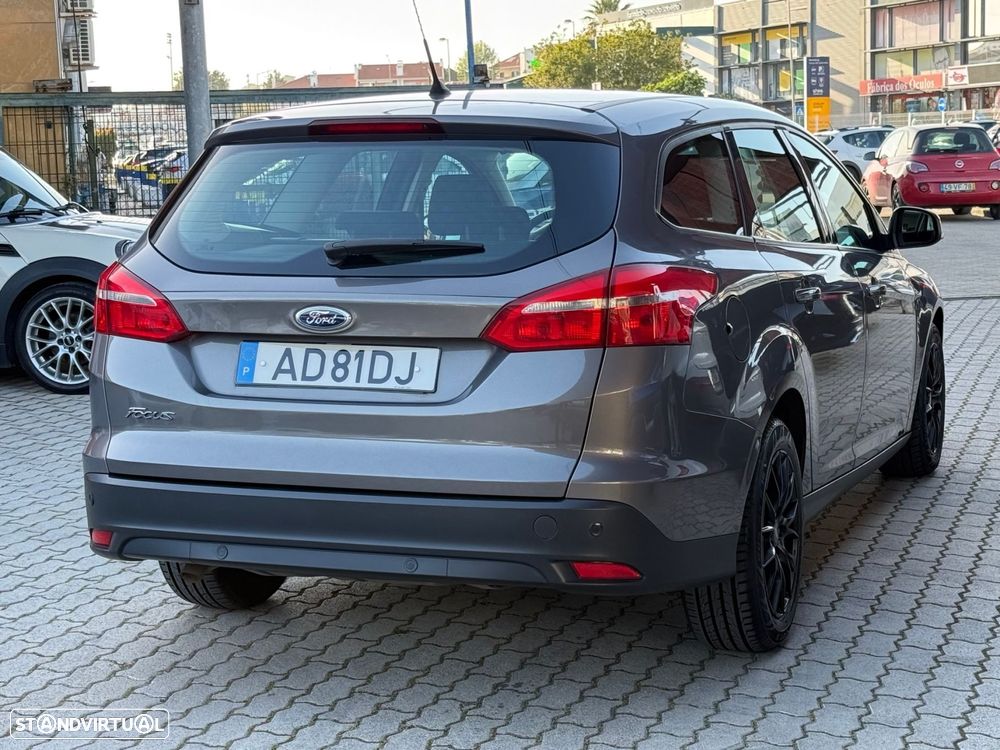 Ford Focus SW 1.5 TDCi Trend ECOnetic - 4